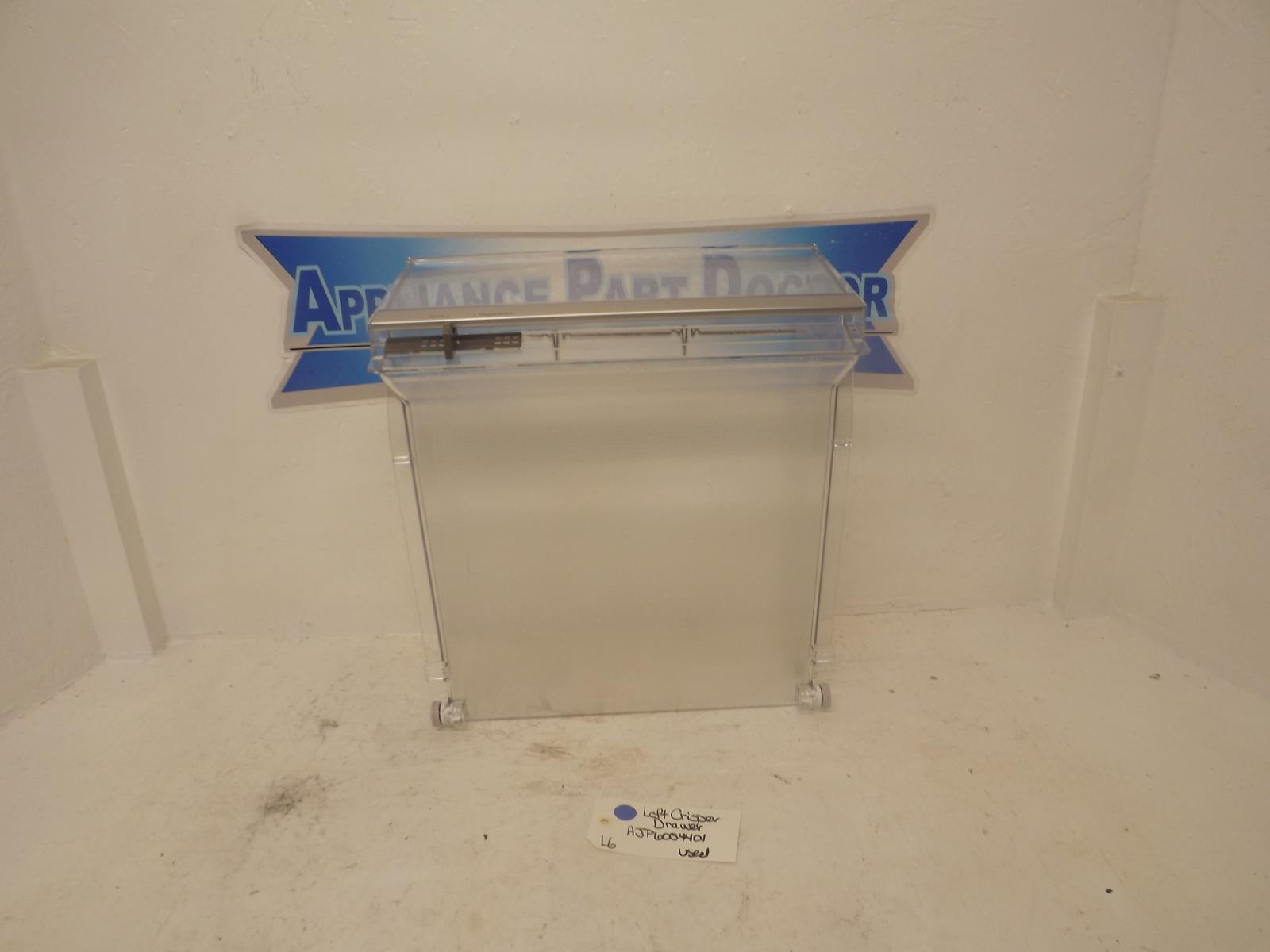 LG Refrigerator AJP76054401 Left Crisper Drawer Used LG Refrigerator AJP76054401 Left Crisper Drawer Used